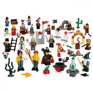 LEGO Education Fairytale and Historic Minifigures Set 227 Pieces, 22 Different Figures) 9349