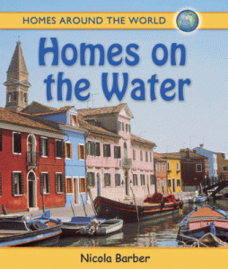 Homes Around The World Homes On The Water [9780778735595]