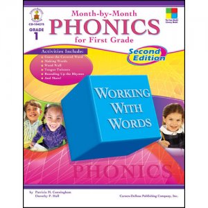 Month By Month Phonics For First Grade (A15-104275)